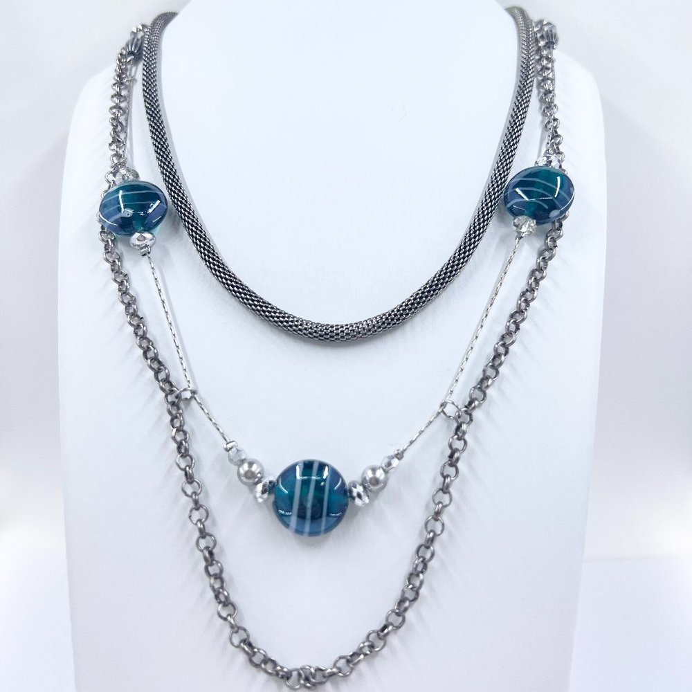 NWOT - Antiqued Silver Tone Three Strand Blue Glass Beaded 18” Necklace